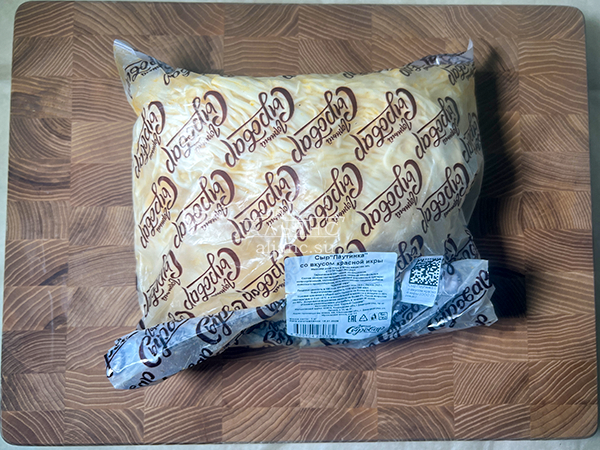 Сыр 1 кг ГОРНЫЙ СЫРОВАР (Паутинка со вкусом красной икры) в Армавире