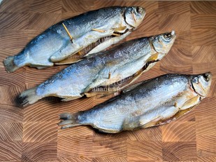 Горбуша соломка солено-сушеная: Пелядь вяленая крупная потрошеная